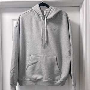 ALO Yoga Heather Gray Accolade Hoodie